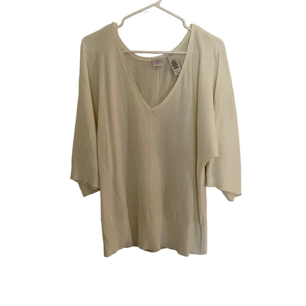 Emma James woman white 3/4 sleeve drape v-neck knit sweater top rayon nylon